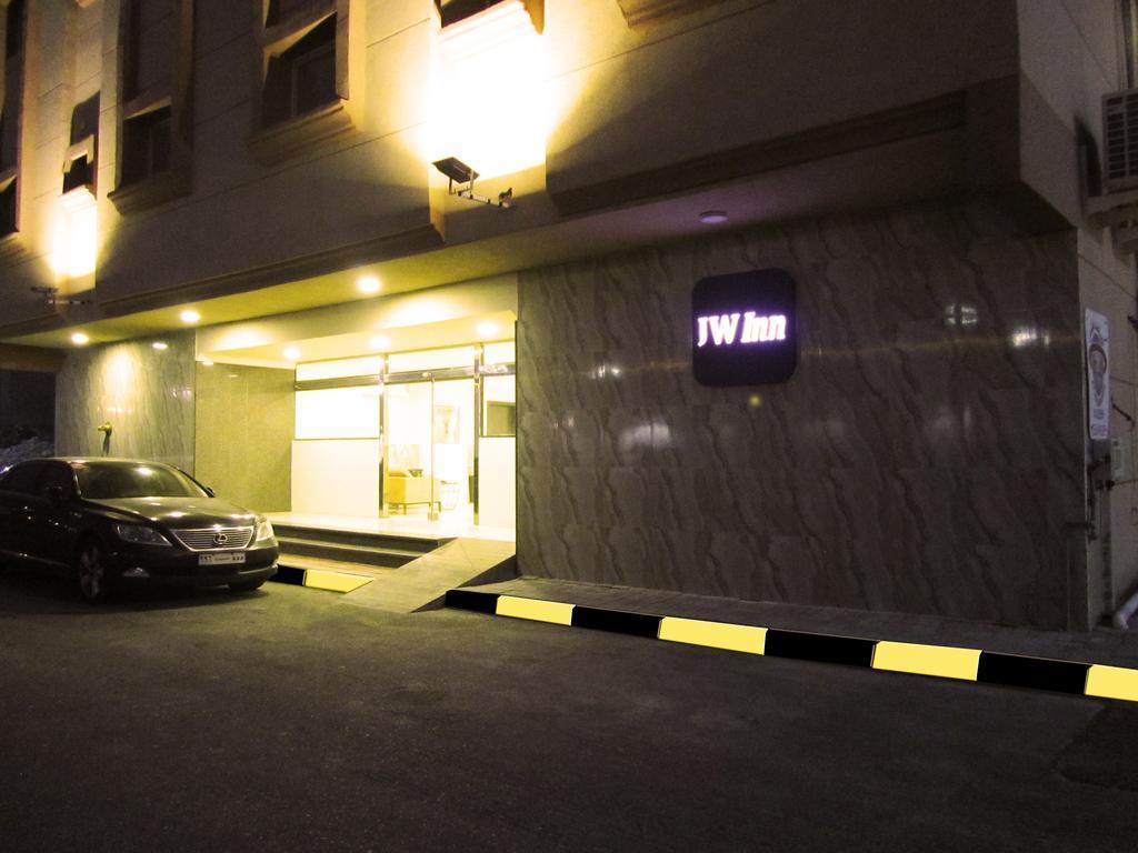 Nadinah Jw Inn Hotel מראה חיצוני תמונה