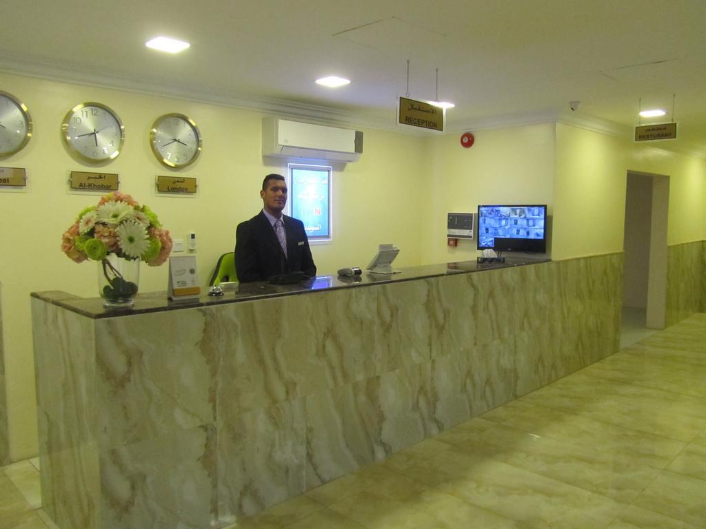 Nadinah Jw Inn Hotel מראה חיצוני תמונה