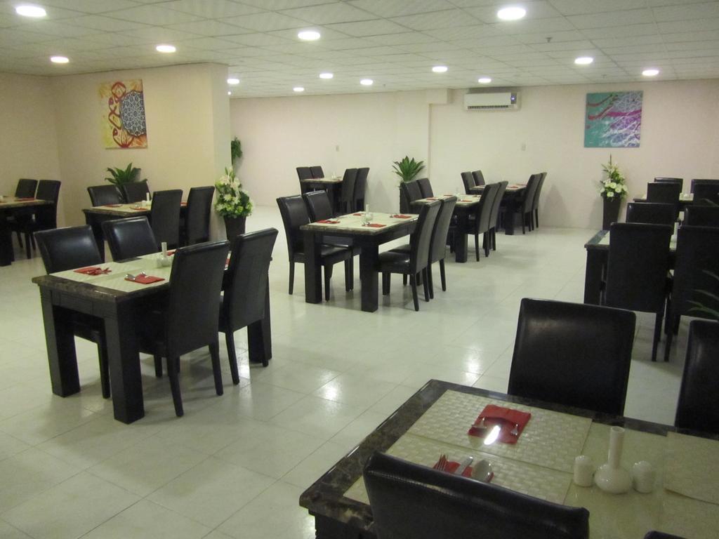 Nadinah Jw Inn Hotel מראה חיצוני תמונה